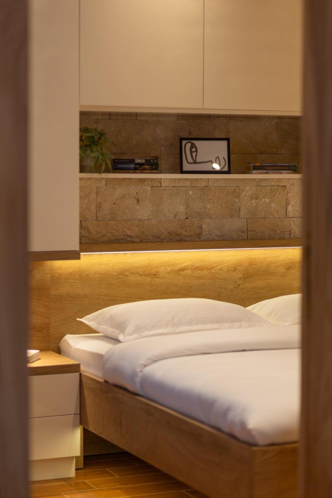 42° North Apartments Tivat Bagian luar foto