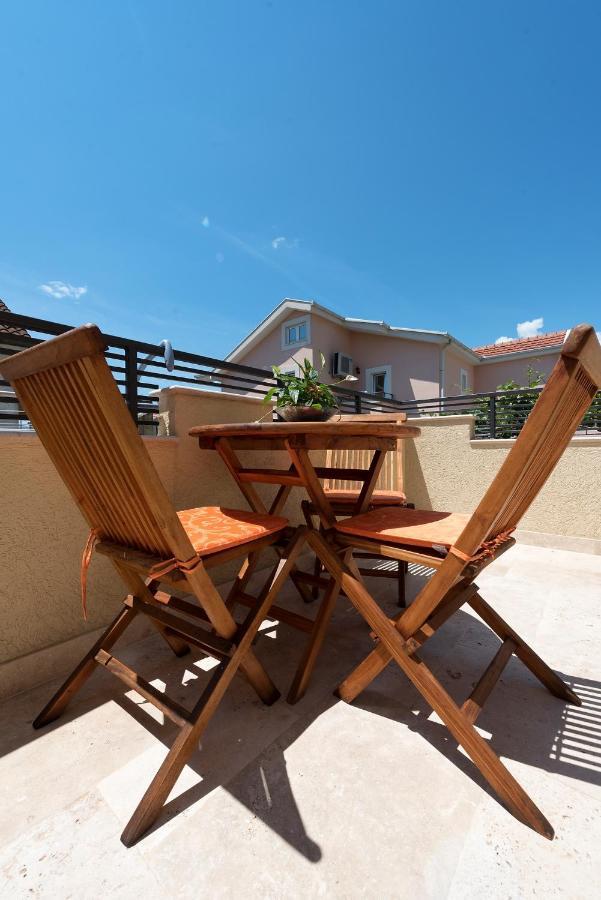 42° North Apartments Tivat Bagian luar foto