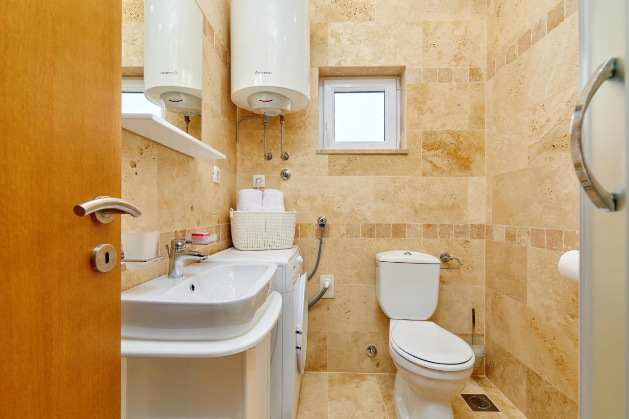 42° North Apartments Tivat Bagian luar foto