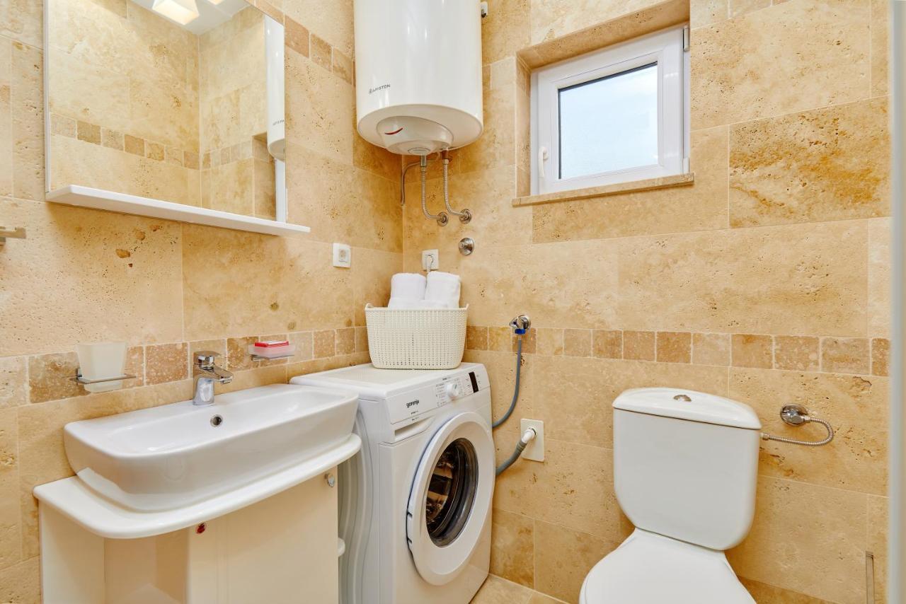 42° North Apartments Tivat Bagian luar foto